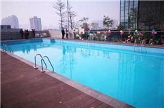 Outdoor swimming pool