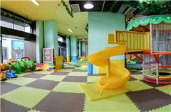 Children's Playground/Kids Club