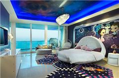Ocean-view Multi-level Family Suite 2-bedroom