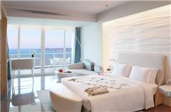Deluxe Ocean-view Room