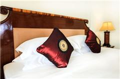 Elegant Queen Room