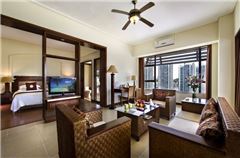 Superior River-view Queen Suite