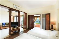 Superior River-view Suite