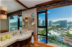 Superior River-view Suite