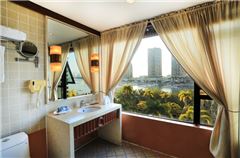 Deluxe Sea-view Suite
