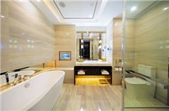 Garden Deluxe Queen Room