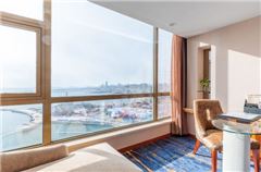 Deluxe Ocean-view Room