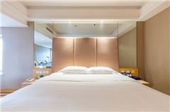 Business Garden-view Room
