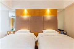 Business Garden-view Room