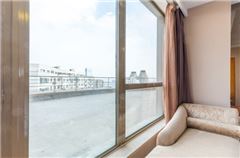 Business Garden-view Suite