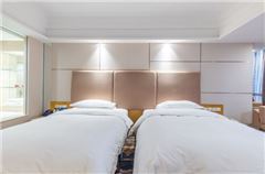 Superior Garden-view Twin Room