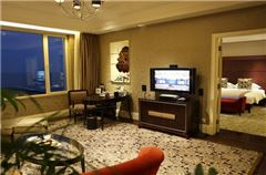 Ocean-view Two-bed Suite