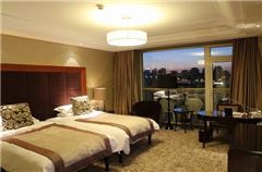 Deluxe Ocean-view Standard Room
