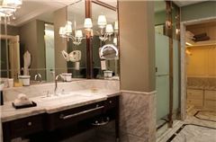 Lengthen Ocean-view Queen Room