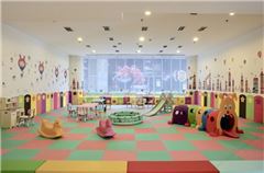 Parco giochi per bambini / miniclub