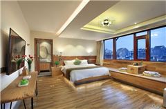 精品江景大床房