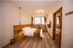 雅致家庭四人套房