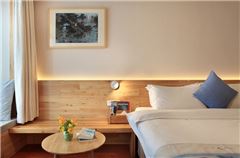 飄窗靜境書香大床