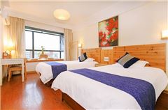 飄窗靜境書香雙床