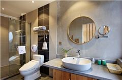 精品江景大床房