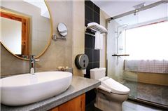 精品江景大床房