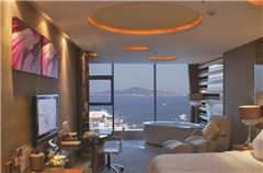 Ocean-view Room