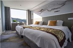 Deluxe Panoramic Standard Room