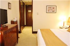 Deluxe Panoramic Queen Room