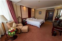 Ocean-view Business Queen Room