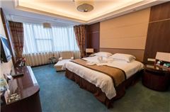 Deluxe Business Suite