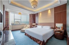Club Suite