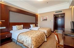 Garden-view Twin Room