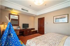 Family Suite with lake view