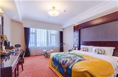 Family Suite with lake view