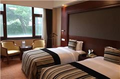 Garden-view Twin Room