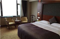 Executive Ocean-view Queen Room