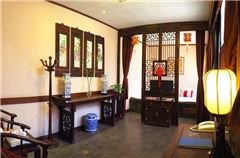 Courtyard Adobe Kang Room