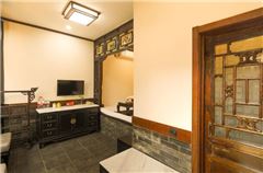 Courtyard Adobe Kang Room