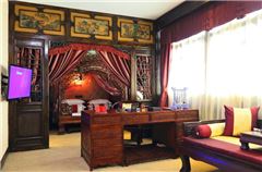 Executive Traditional bed Room