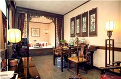 Master Courtyard Suite