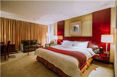 Superior Deluxe Panoramic Queen Room