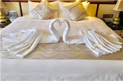 Executive Queen Room