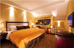 Lake-view Multi-level Suite