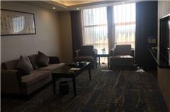 Business Lake-view Suite