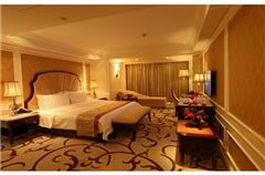 Villa B VIP Queen Room