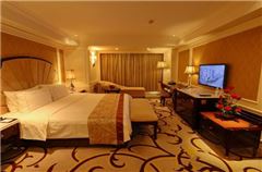 Villa B VIP Queen Room
