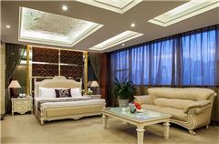 Executive Queen Room