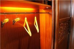 Deluxe  Viewing Suite A