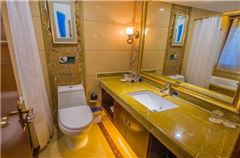 Panoramic Queen Room