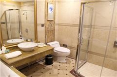 Deluxe Panoramic Suite B